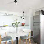 Perec Apartment