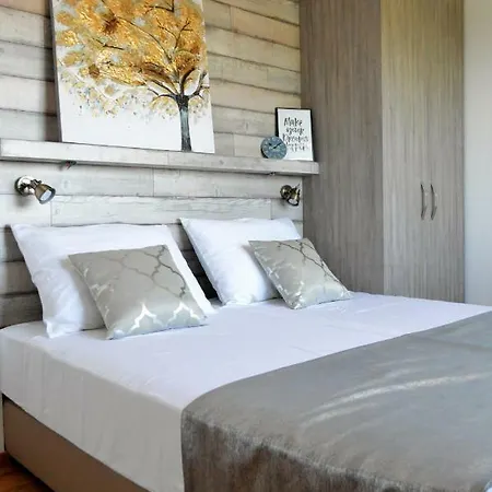 Perec * Novi Vinodolski